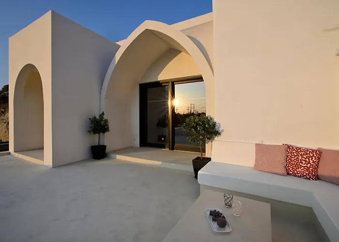 Artium Villa With Outdoor Pool By K&K