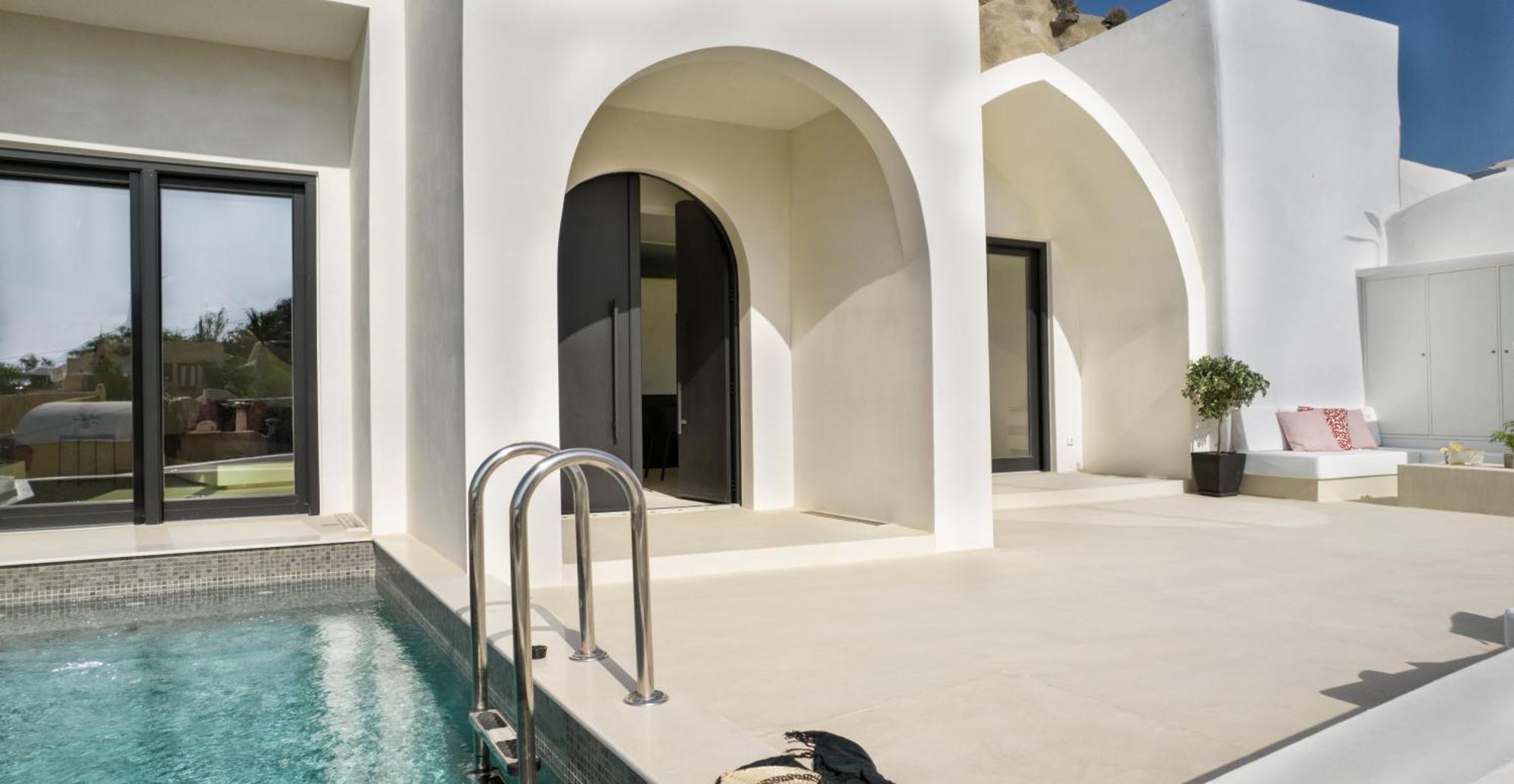 Villa Artium With Outdoor Pool By K&k Foinikiá
