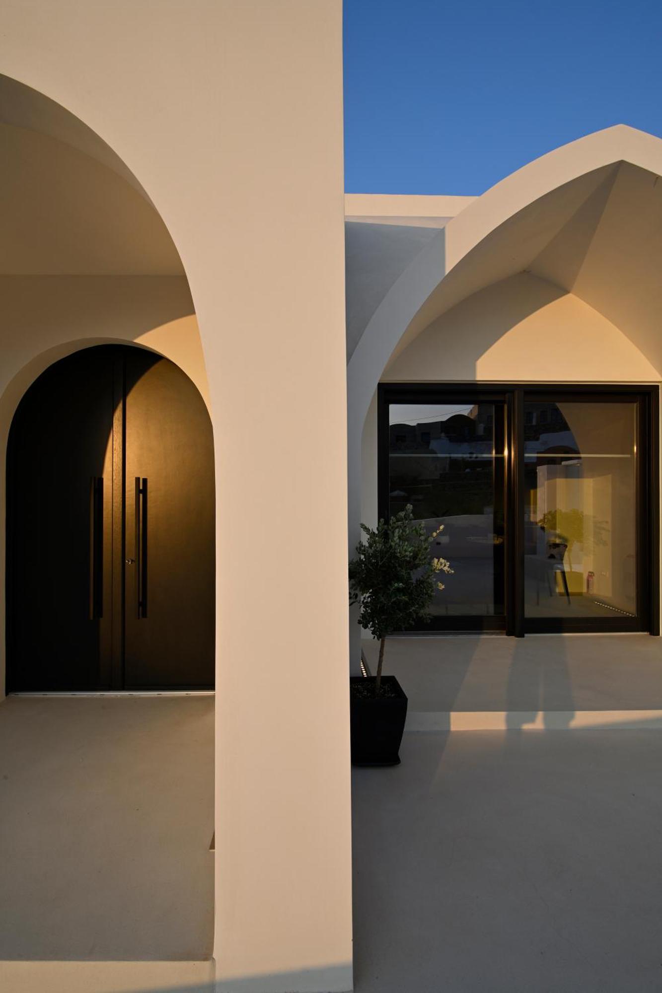 Artium With Outdoor Pool By K&k Villa *
